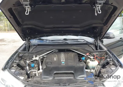 2018 BMW X5 xDrive35D z USA, uszkodzony, nr VIN 5UXKS4C51J0Y20783